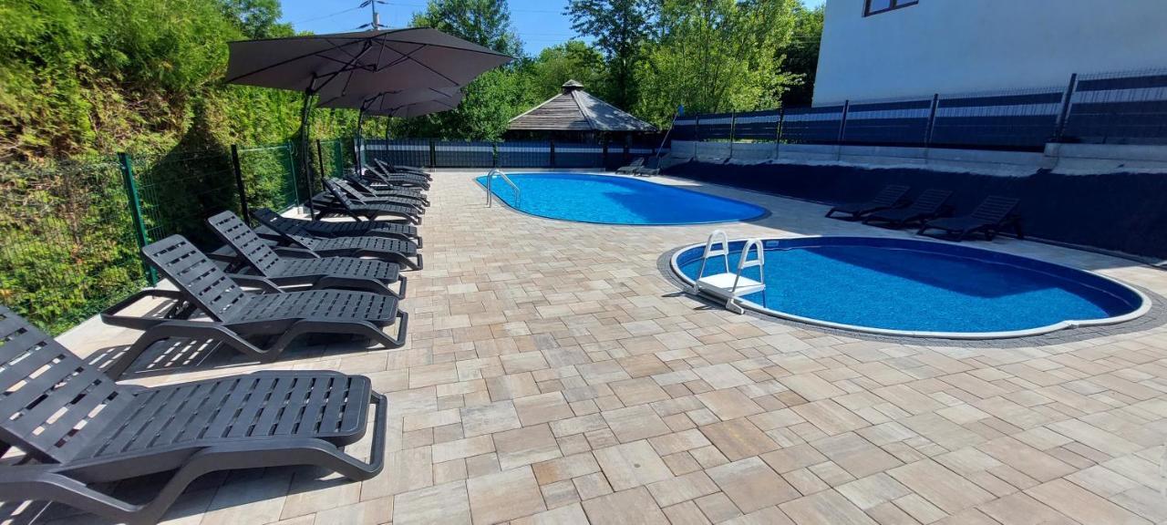 Chalet Matiaszowka: Heated Pools, Water Slide & Sports Facilities