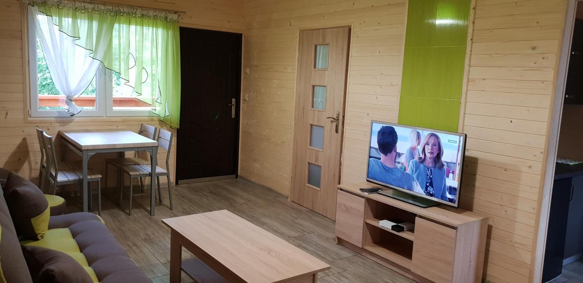 Chalet Matiaszowka: Heated Pools, Water Slide & Sports Facilities *