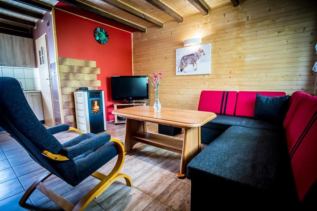 Chalet Matiaszowka: Heated Pools, Water Slide & Sports Facilities
