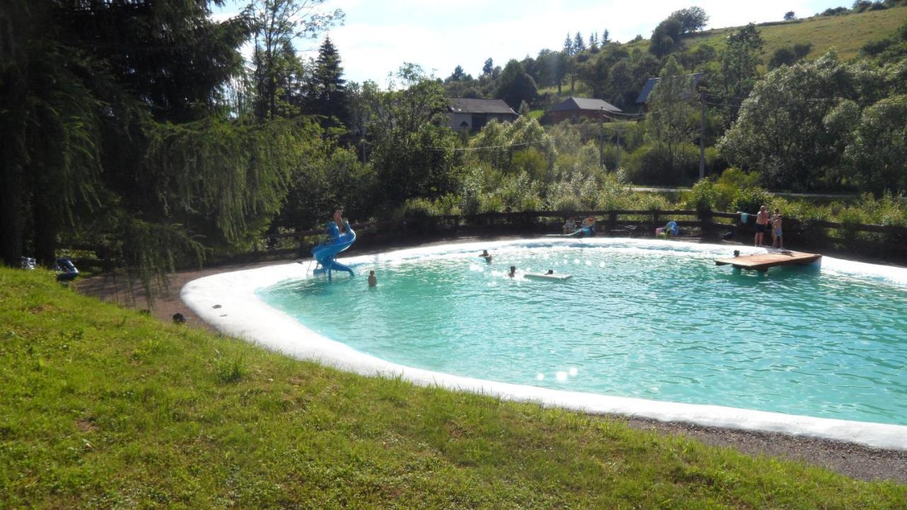 Matiaszowka: Heated Pools, Water Slide & Sports Facilities
